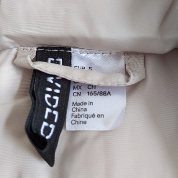 New H&M Beige Cropped Winter Jacket - Picture 5 of 6